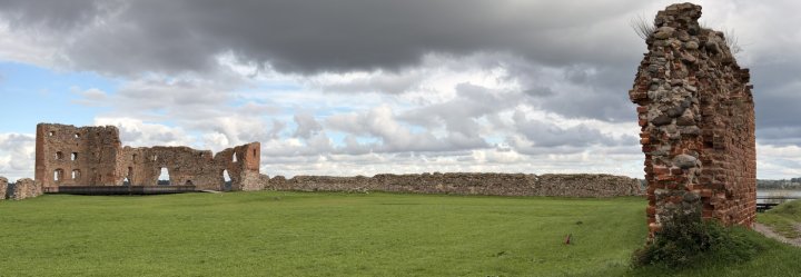 Ludzas Viduslaiku Pilsdrupas